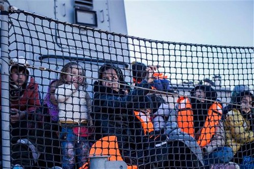 EU police sets up new unit to handle illegal refugees - ảnh 1